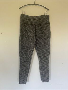 Woman’s Mondetta Gray/Black Leggings Medium